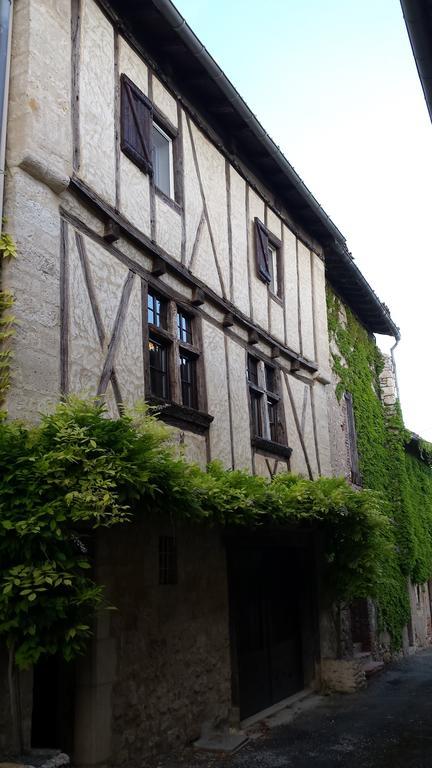 La Maison De Chloe Senouillac Zimmer foto